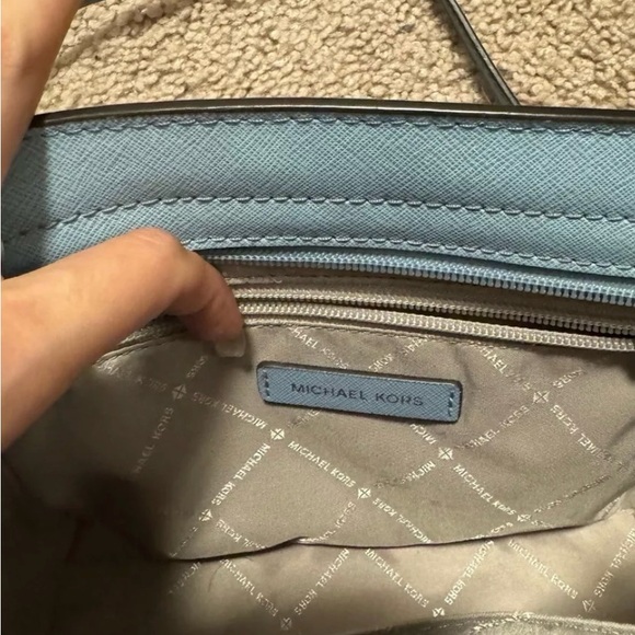 Michael Kors crossbody bag - Picture 10 of 13